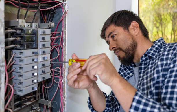 Best Local Electrician Companies  in Richmond Hill, GA